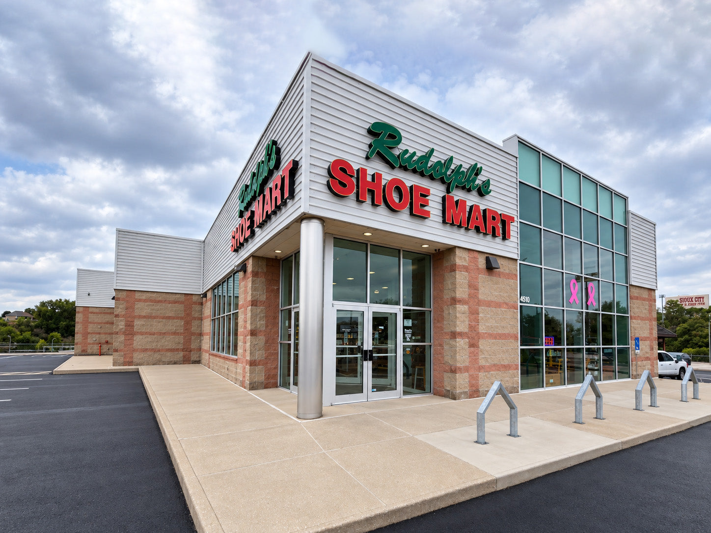 Rudolph's Shoe Mart Sioux City storefront